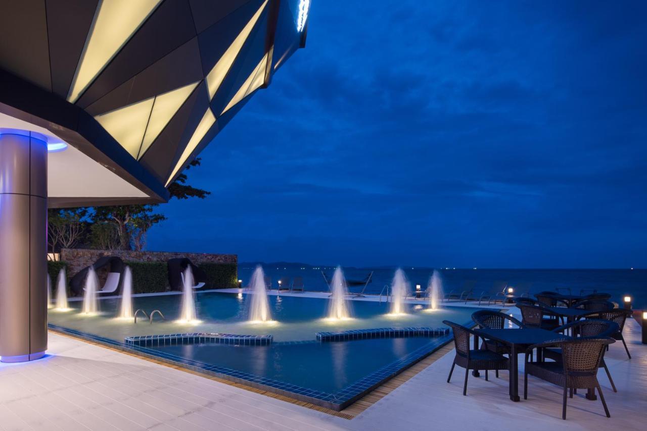 Rodina Beach Hotel Jomtien Beach Buitenkant foto