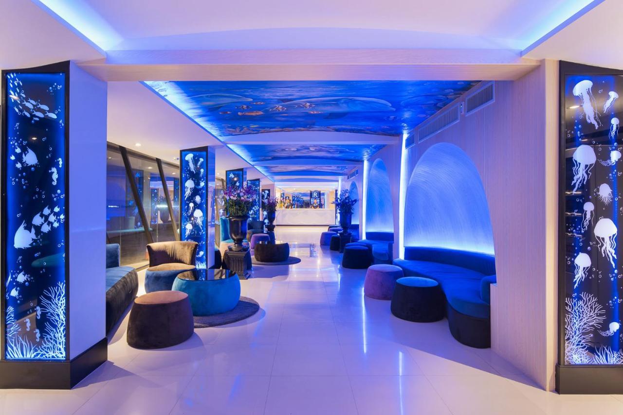 Rodina Beach Hotel Jomtien Beach Buitenkant foto