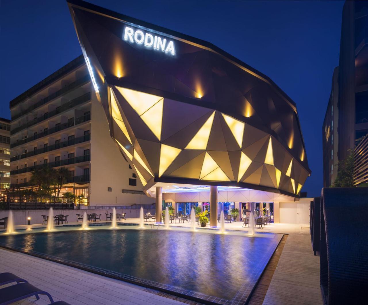 Rodina Beach Hotel Jomtien Beach Buitenkant foto